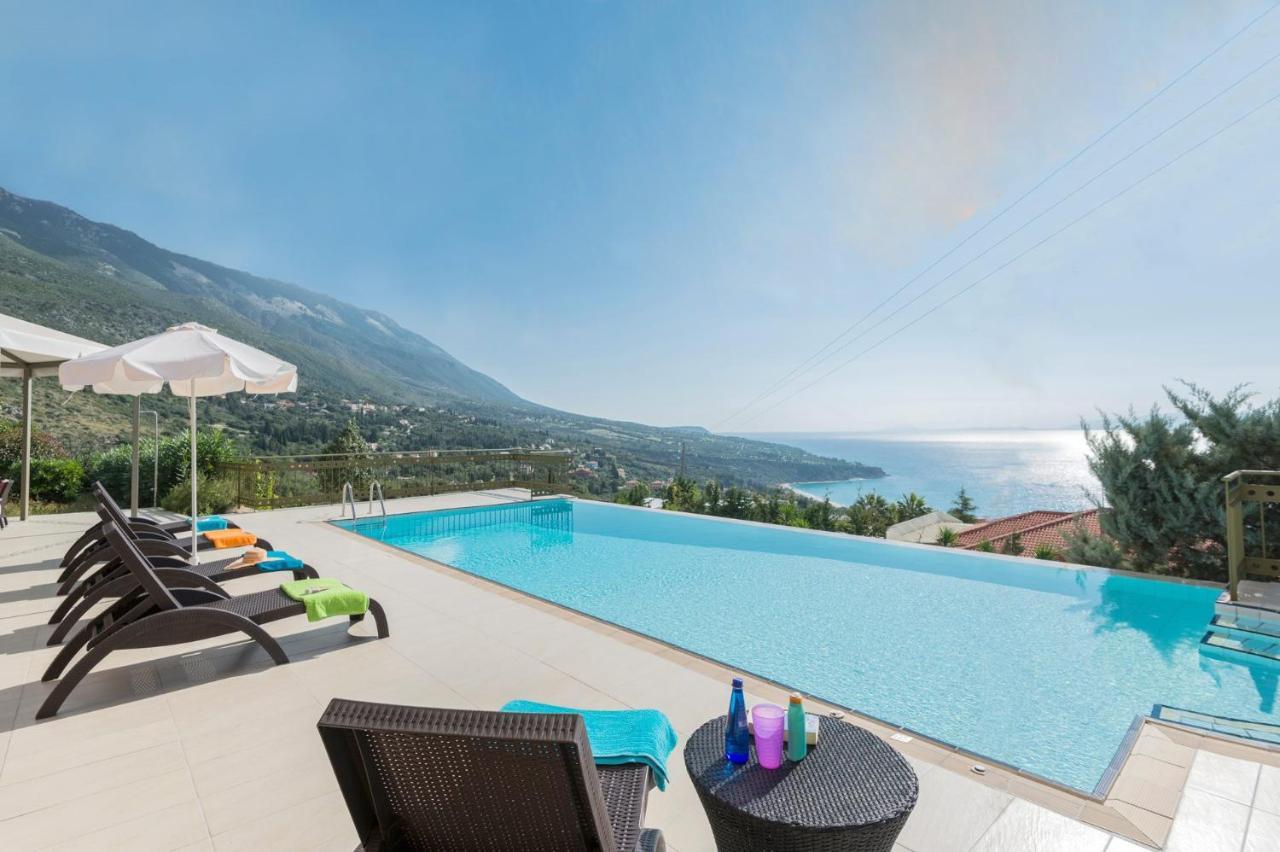 Lourdas Beach View Villa Vlachata Eksteriør billede